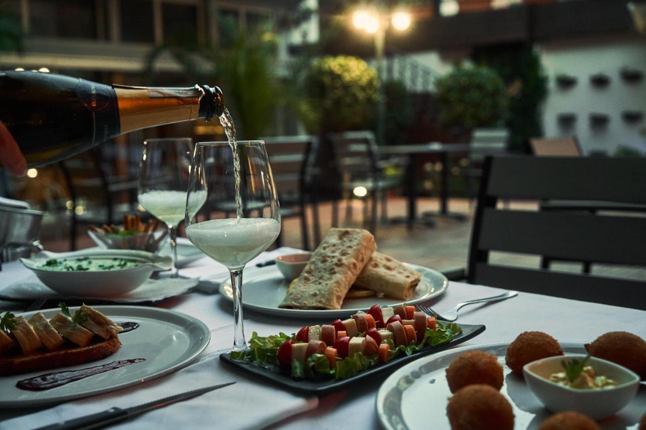Royal Vila Hotel 地拉那 外观 照片
