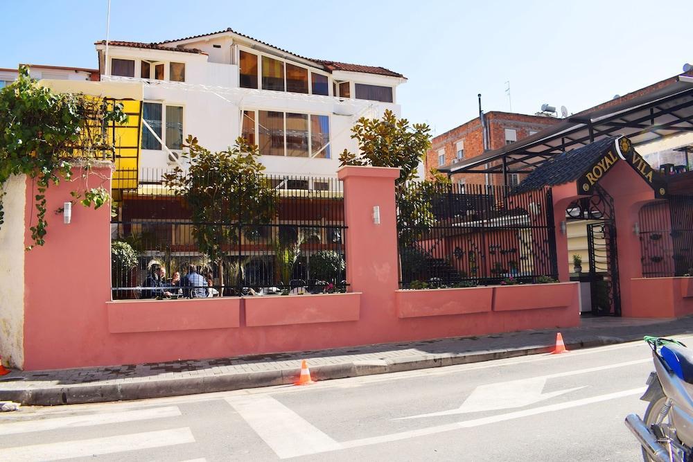 Royal Vila Hotel 地拉那 外观 照片