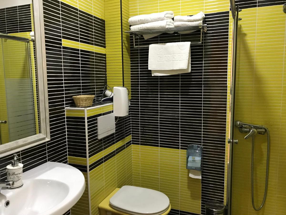 Royal Vila Hotel 地拉那 外观 照片