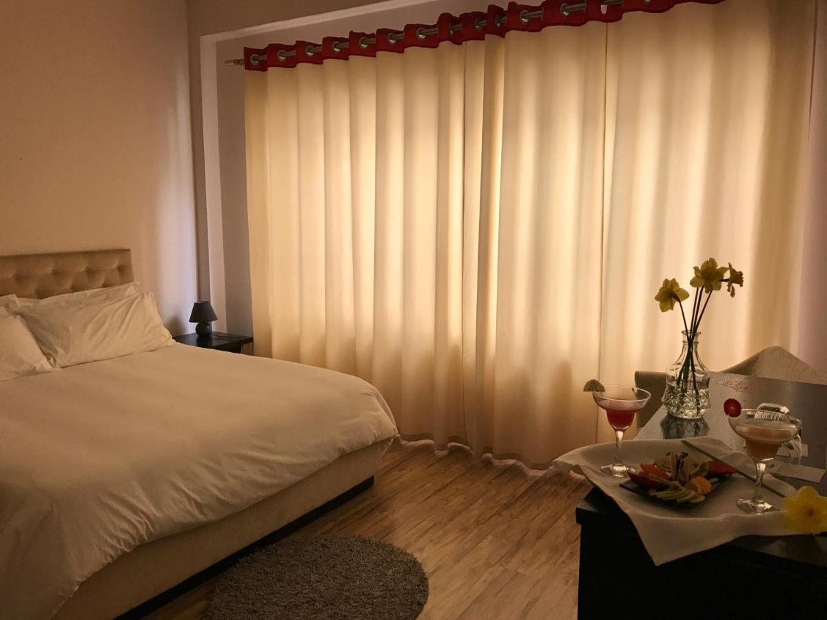 Royal Vila Hotel 地拉那 外观 照片