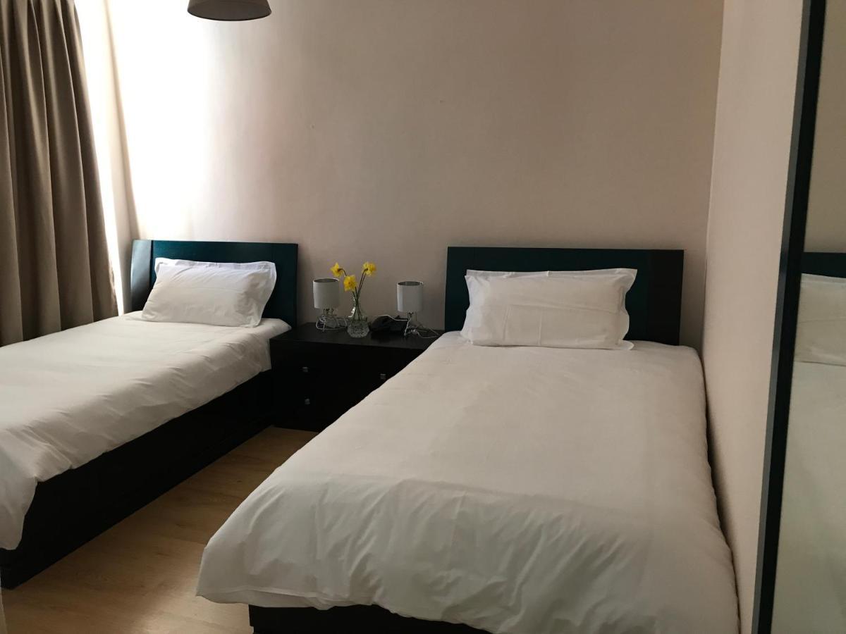 Royal Vila Hotel 地拉那 外观 照片